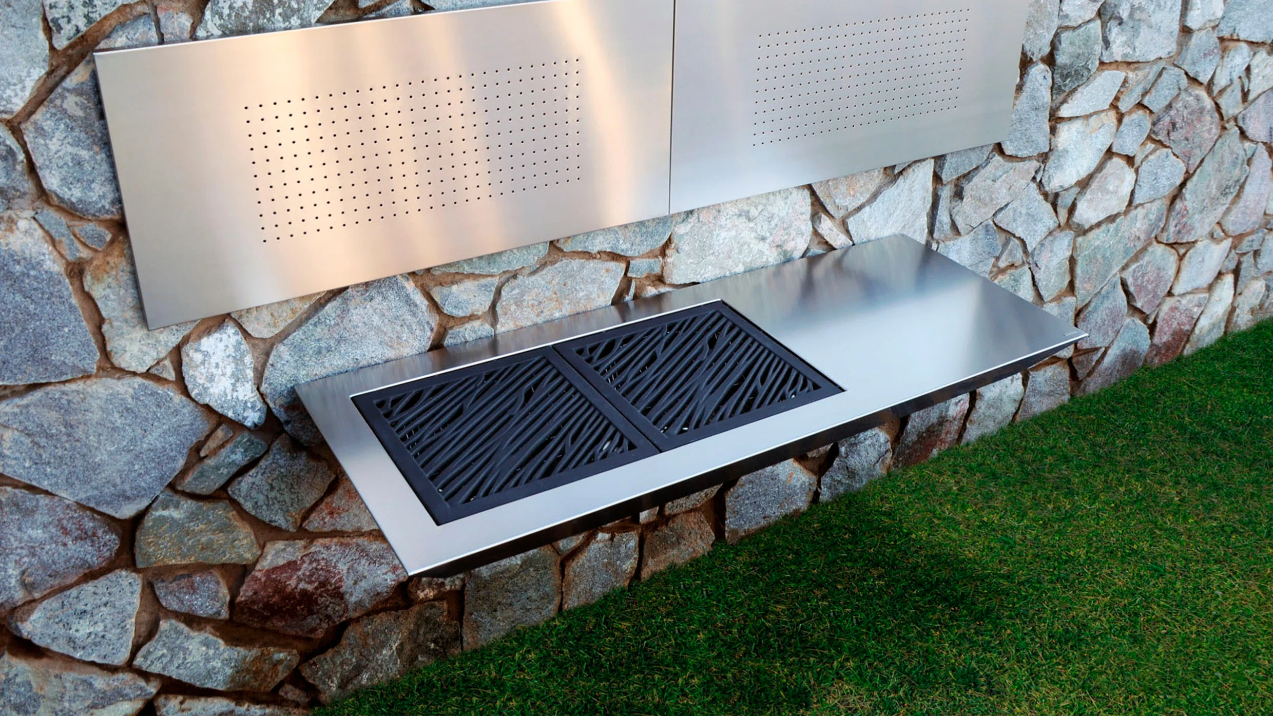 barbecue professionale a carbonella